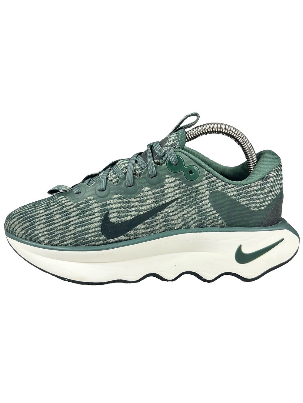 Nike Motiva Womens Running Shoes Size 9 Green/Black Athletic Sneakers New in Box